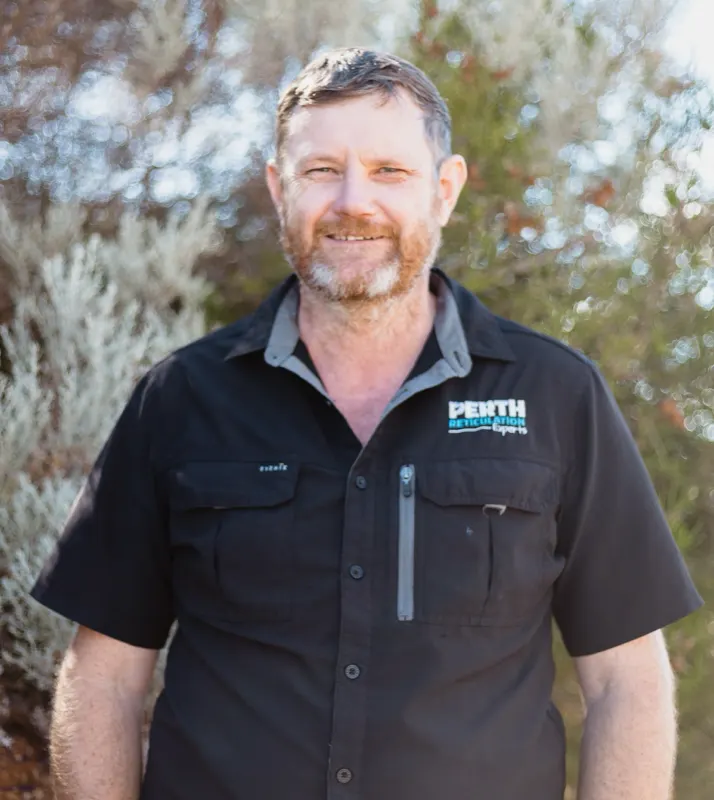 Gavin, Manager